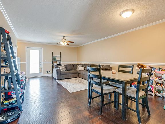 5th image of 152 Gray Station Rd APT 4