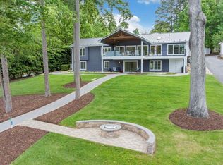 140 Windmere Trl, Moneta, VA 24121