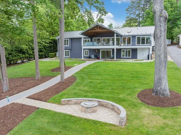140 Windmere Trl, Moneta, VA 24121