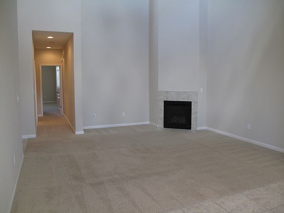 3rd image of 4101 Bombili St