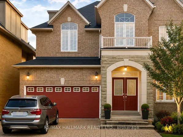 31 Seabreeze Ave #A, Vaughan, ON L4J 8R6