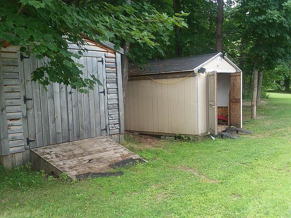 3rd image of 21821 Rock Ln