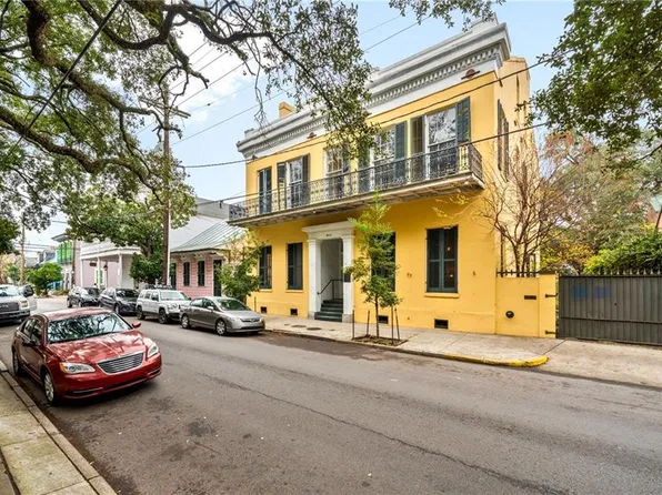 2111 Dauphine St, New Orleans, LA 70116