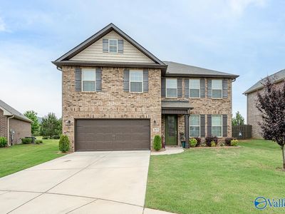 2105 Tobacco Barn Dr SW, Huntsville, AL, 35803