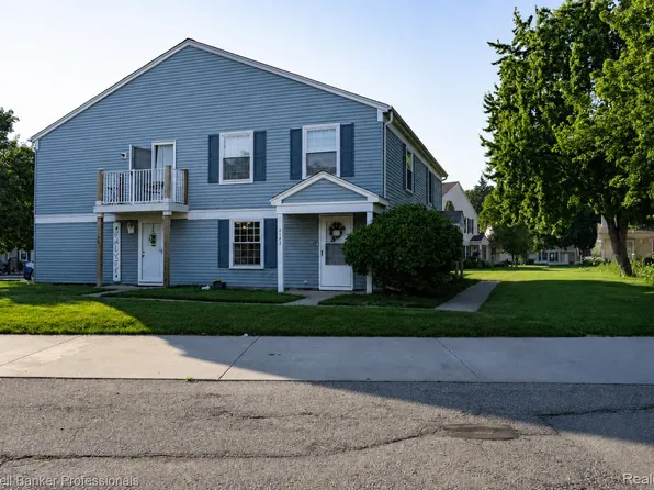 3182 Beechtree Ct, Lake Orion, MI 48360