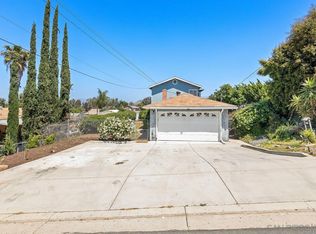 8581 Atlas View Dr, Santee, CA 92071