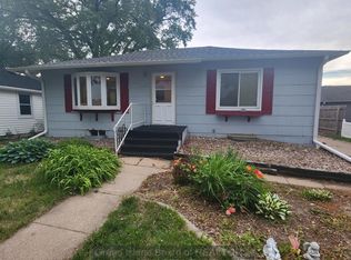 1623 Boyce St, Hastings, NE 68901