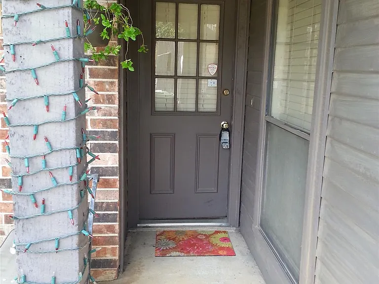 2821 Shady Grove Dr — Photo 20