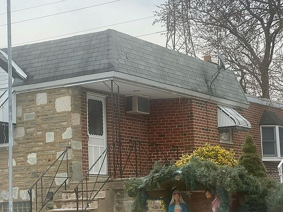 2nd image of 7841 Anita Dr