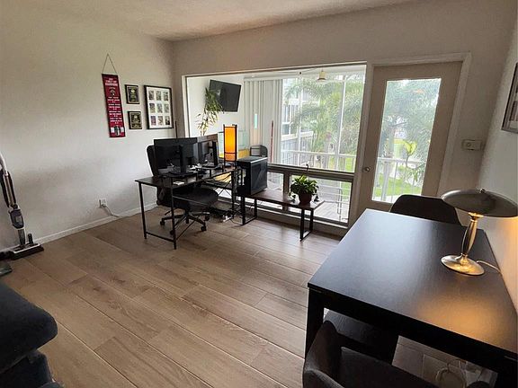 4th image of 900 SW 12th Street #202