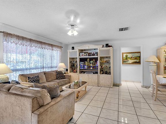 5th image of 5809 NW 83rd Ave