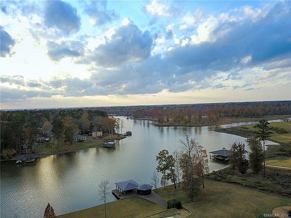 2nd image of 1404 Suwannee Ln