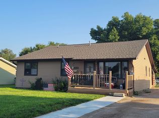 940 W 11th St, Lexington, NE 68850