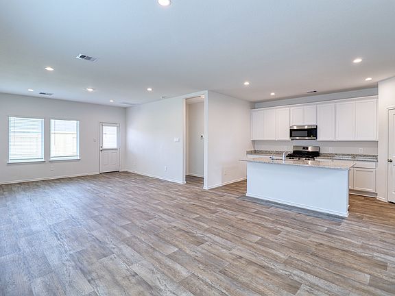 4th image of 4247 Westbrook Park Ln