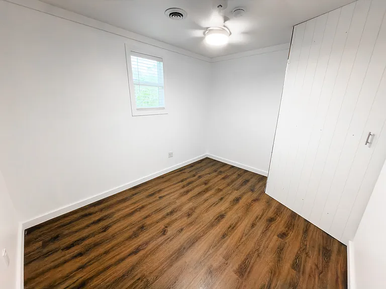 522 Oldham St #B — Photo 4
