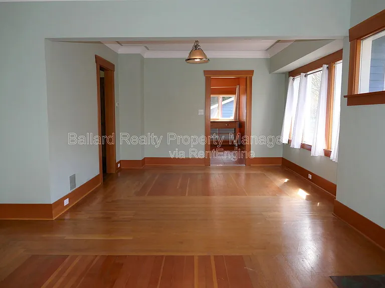 3215 NW 61st St — Photo 4