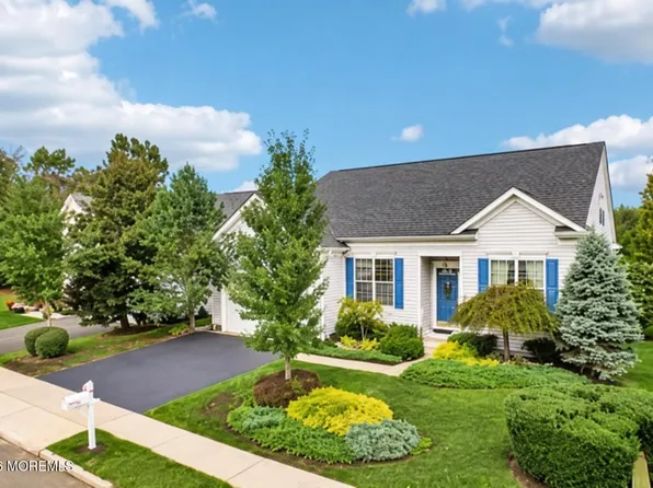 7 Brattleboro Road, Jackson, NJ 08527
