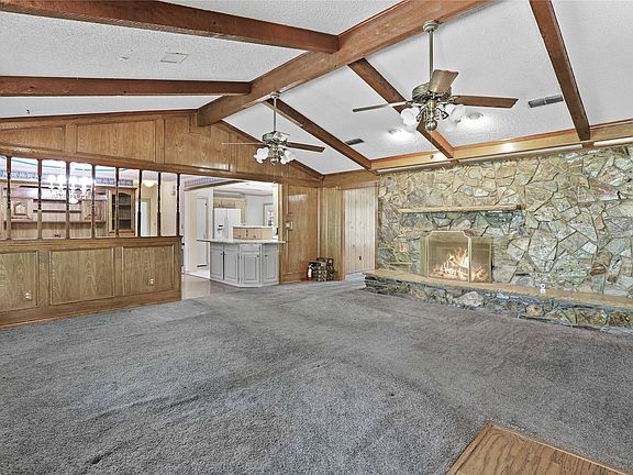4th image of 302 Wilcoxson St