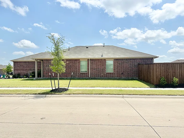 4152 Silverstein St — Photo 19