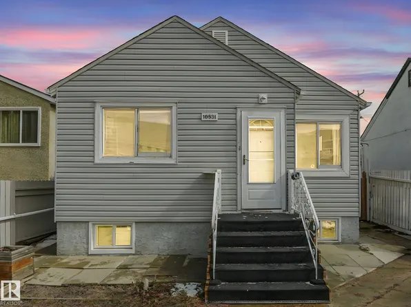 10931 98th St NW, Edmonton, AB T5H 2P7