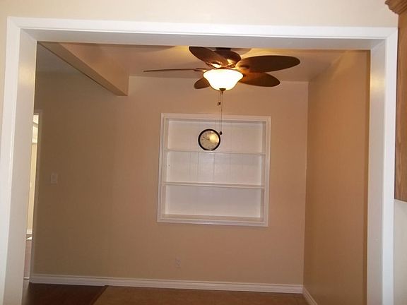 3rd image of 17513 Jersey Ave