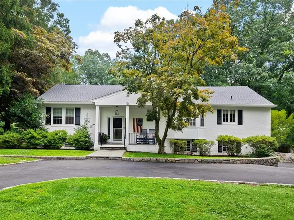 9 Ramapo Trail, Harrison, NY 10528