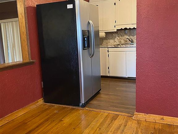 5th image of 2807 NW Ozmun Ave