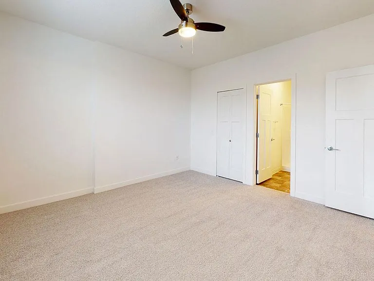 Strathmore Apartment Homes — Photo 25