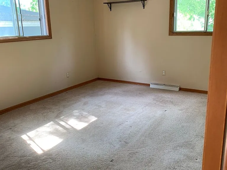 2231 Wickham Ave — Photo 1