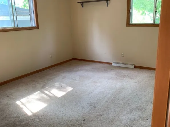2231 Wickham Ave, Wisconsin Rapids, WI 54495