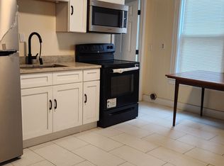 39 Richards St APT 2, Worcester, MA 01603