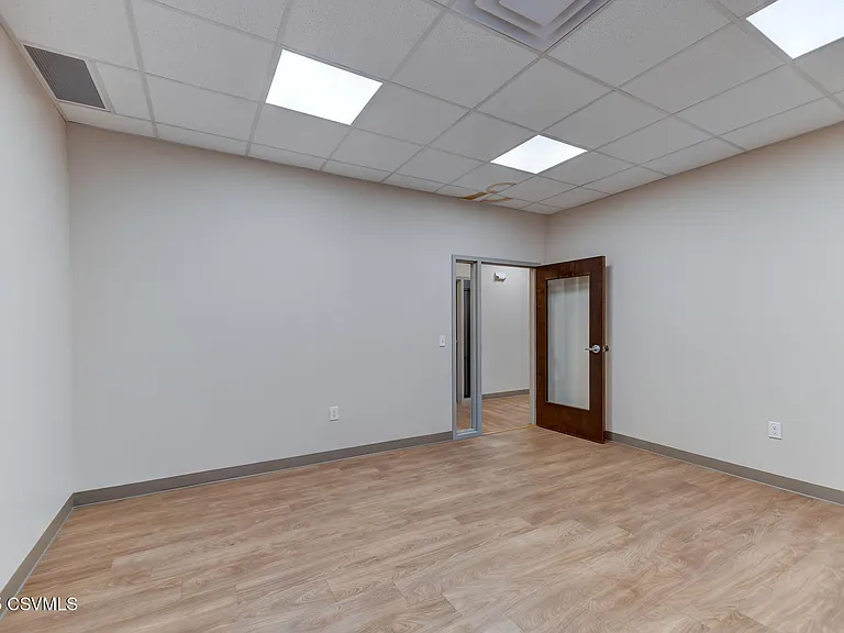 1033 Alliance Park Dr #2 — Photo 49