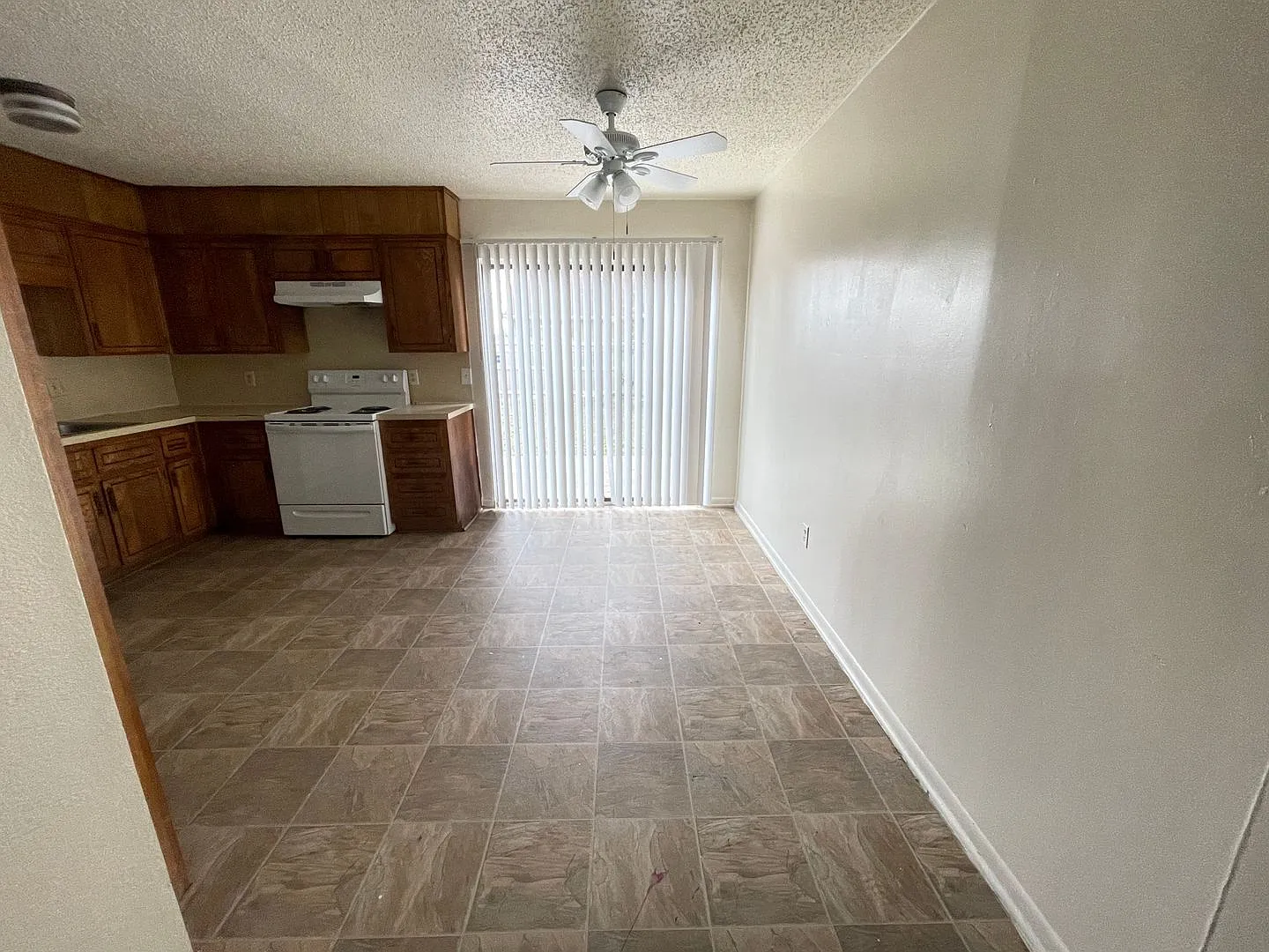 4408 Lake Rd — Photo 4