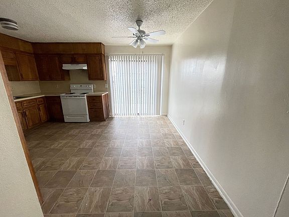 4th image of 4408 Lake Rd APT A