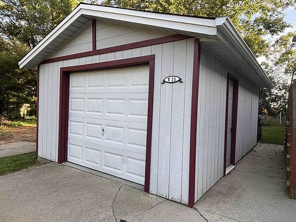 5th image of this home