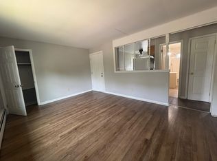 1105 Ella T Grasso Blvd #2R, New Haven, CT 06511