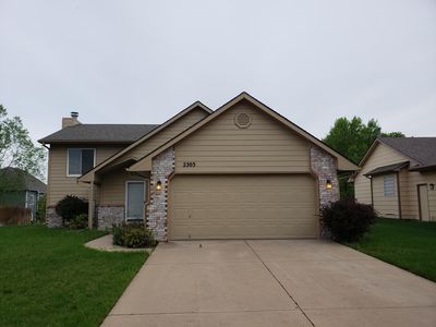 2303 N Parkridge Ct, Wichita, KS, 67205