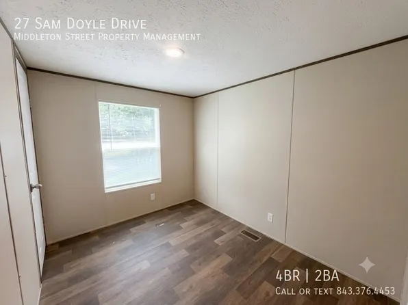 27 Sam Doyle Dr, Saint Helena Island, SC 29920