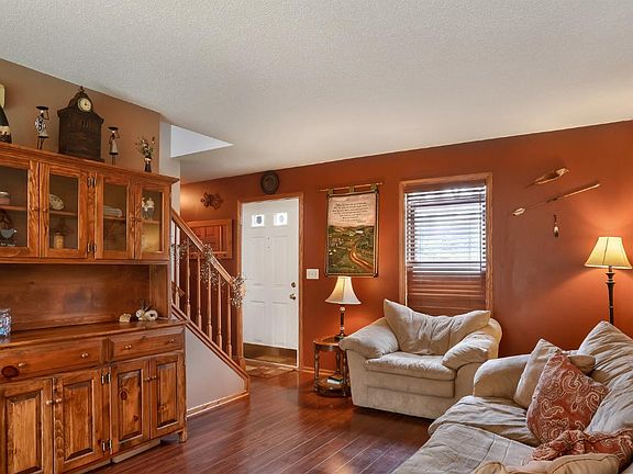 5th image of 368 Londin Cir