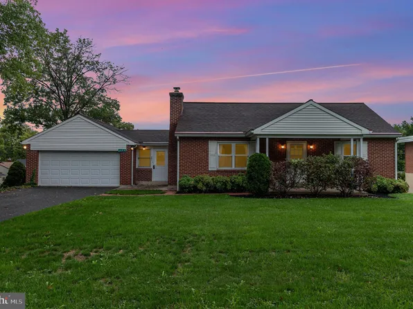205 Park Ave, Mount Joy, PA 17552