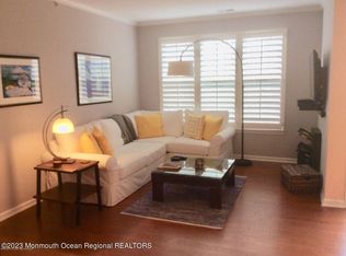 738 Amy Ct, Lakewood, NJ 08701