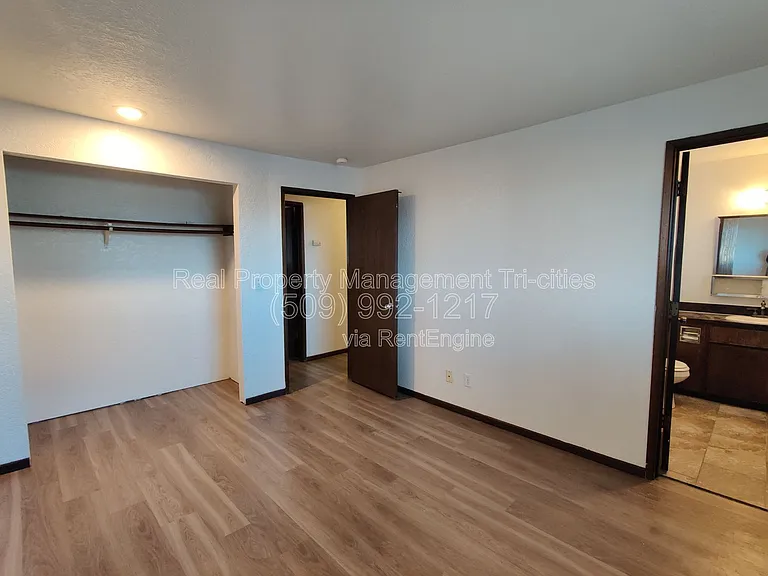 1816 W 21st Ave #C — Photo 6