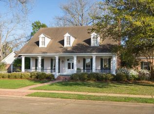 6307 Landmark Dr, Alexandria, LA 71301