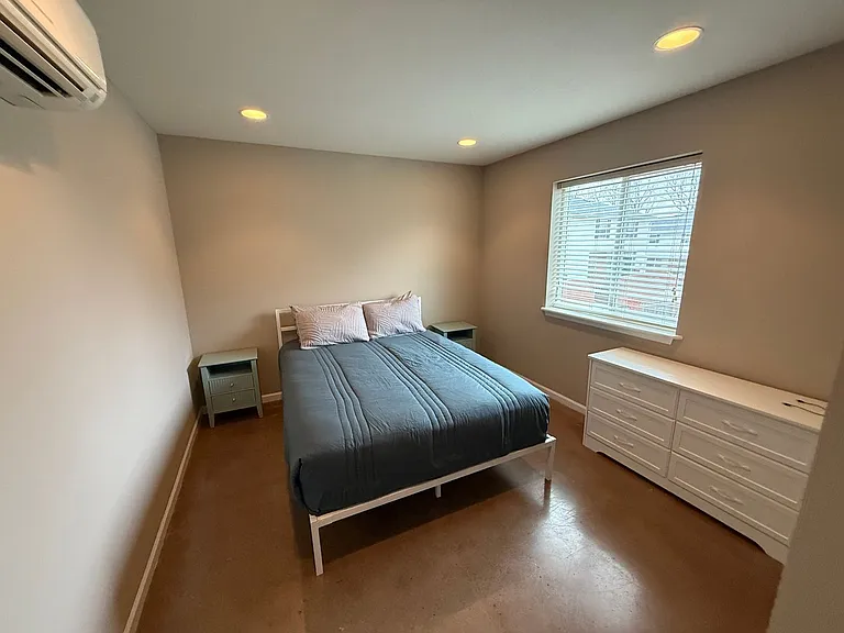 1409 Paris Rd #201 — Photo 24