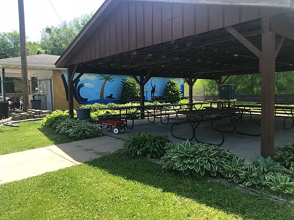 Picnic/party area