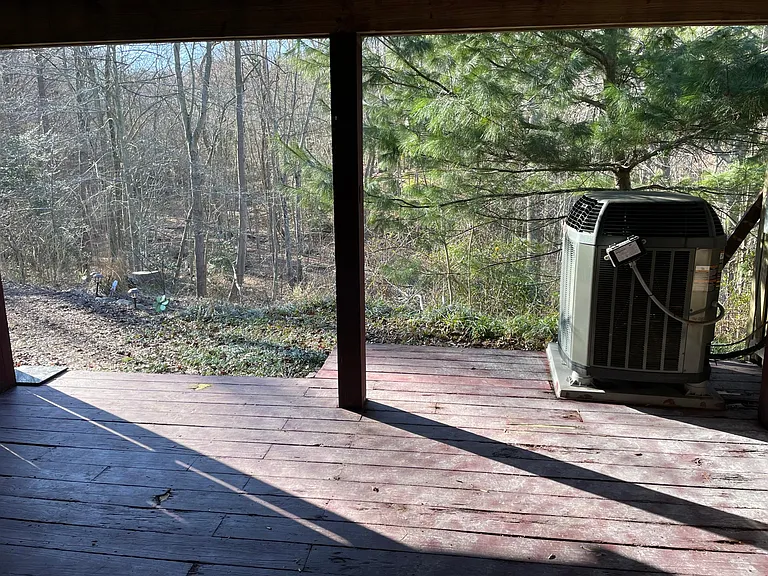 527 Greenblades Ct — Photo 10