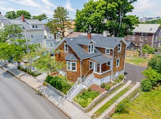 546 Snell St, Fall River, MA 02721