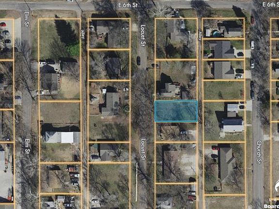 5th image of 618 Locust St