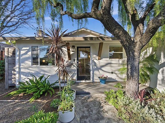 5th image of 3612 Idlewild Avenue