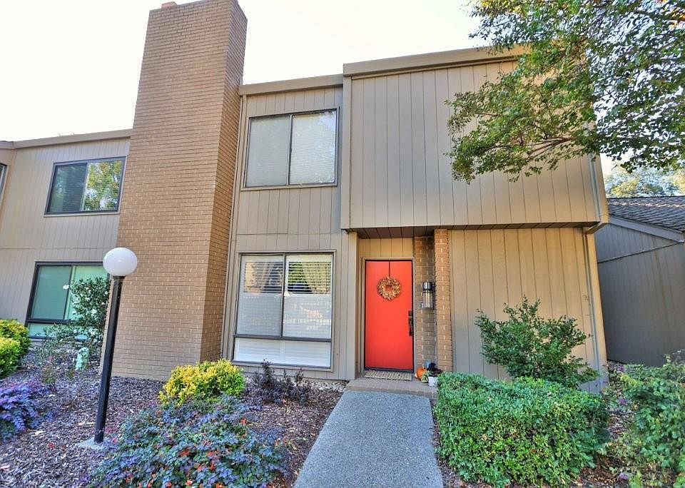 1st image of 104 Dunbarton Cir